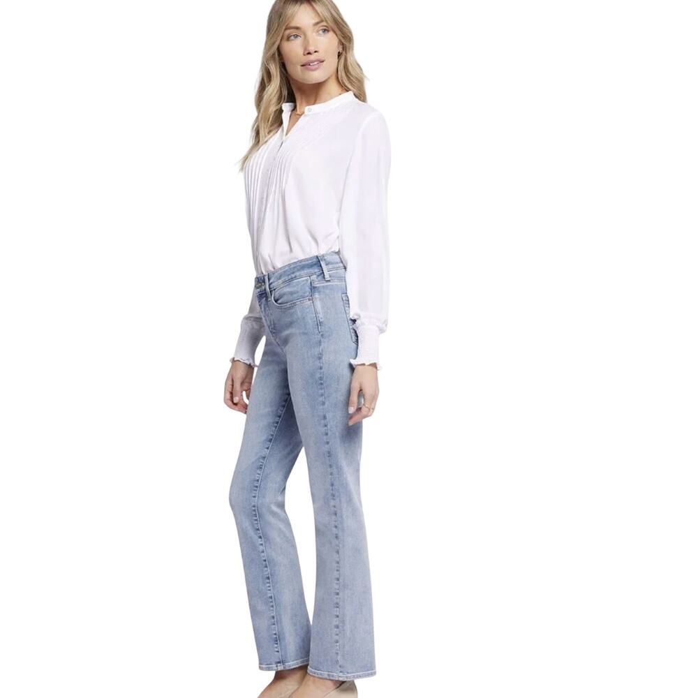 NWT NYDJ Ellison High Rise Straight Leg Jeans in Haley - Size 14